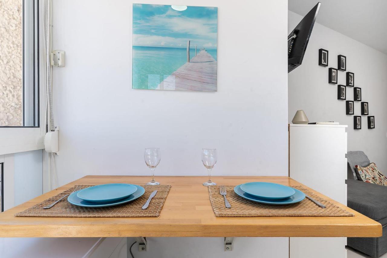 Mi Casa De La Playa -Estudio Frente Al Mar- Daire Benalmádena Dış mekan fotoğraf