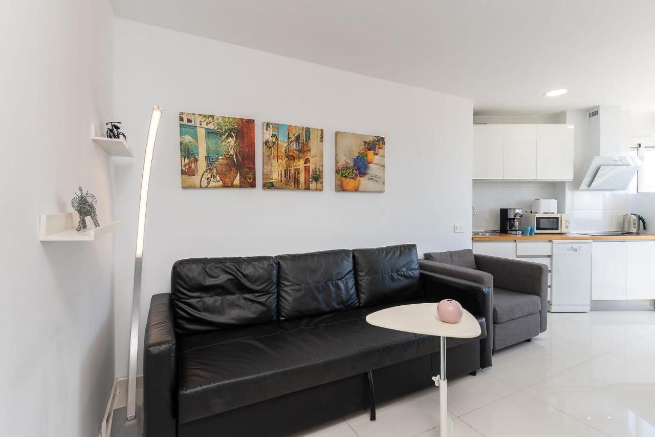 Mi Casa De La Playa -Estudio Frente Al Mar- Daire Benalmádena Dış mekan fotoğraf